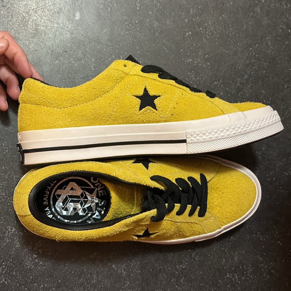 Converse One Star Women’s Sneakers Size 8 Yellow Suede 45th Anniversary Edition